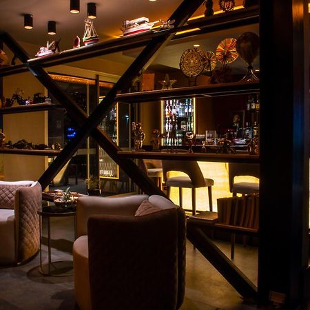 Hotel Marina Bay Goecek Екстериор снимка