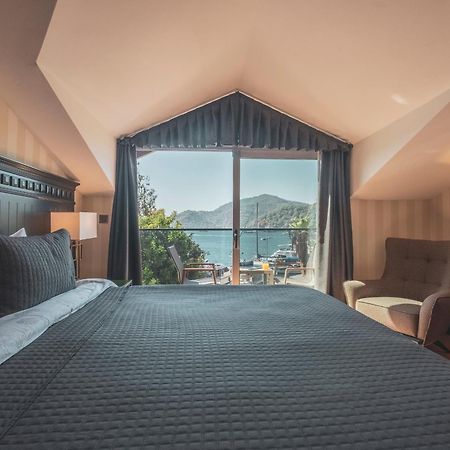 Hotel Marina Bay Goecek Екстериор снимка