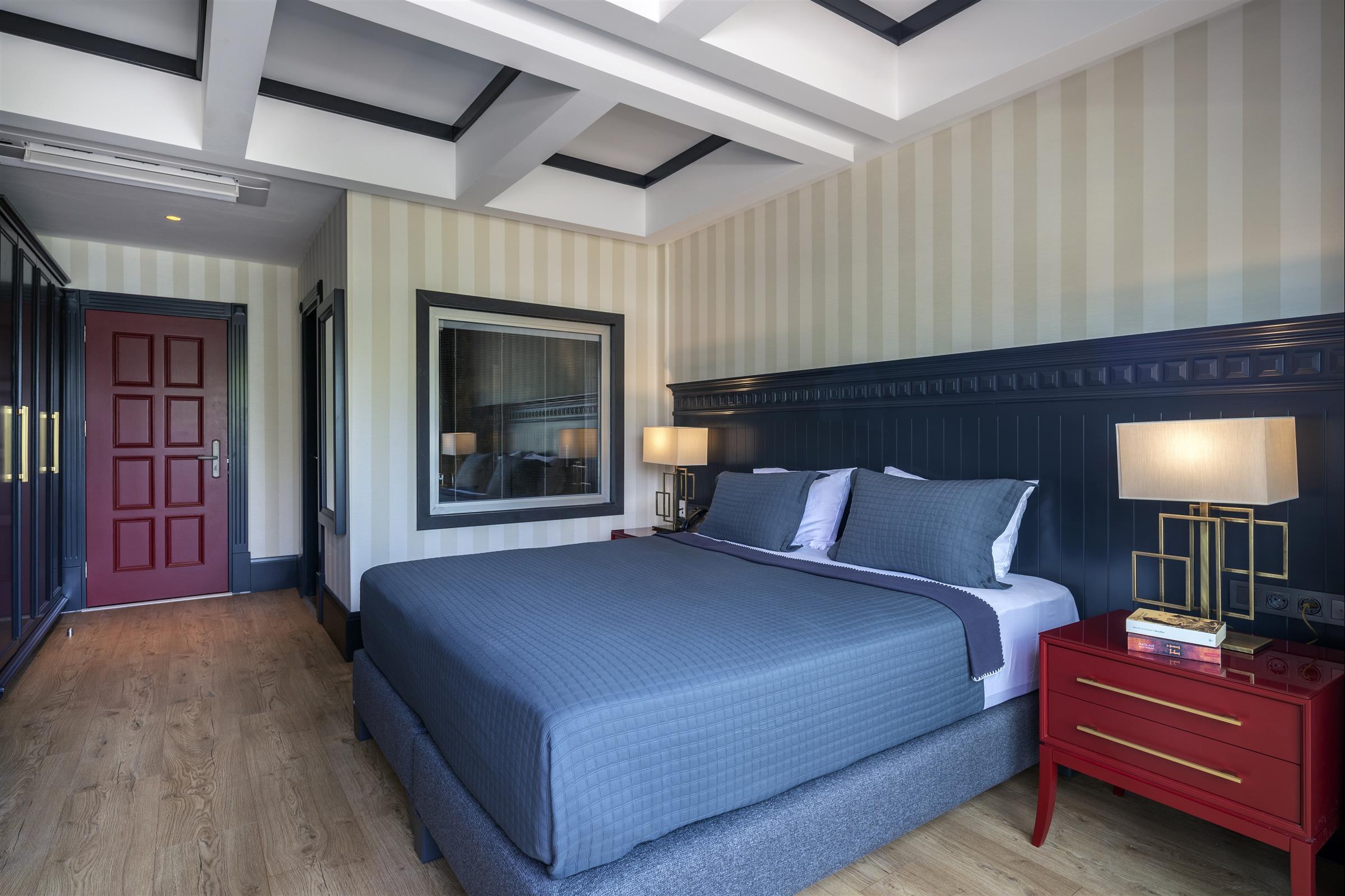 Hotel Marina Bay Goecek Екстериор снимка