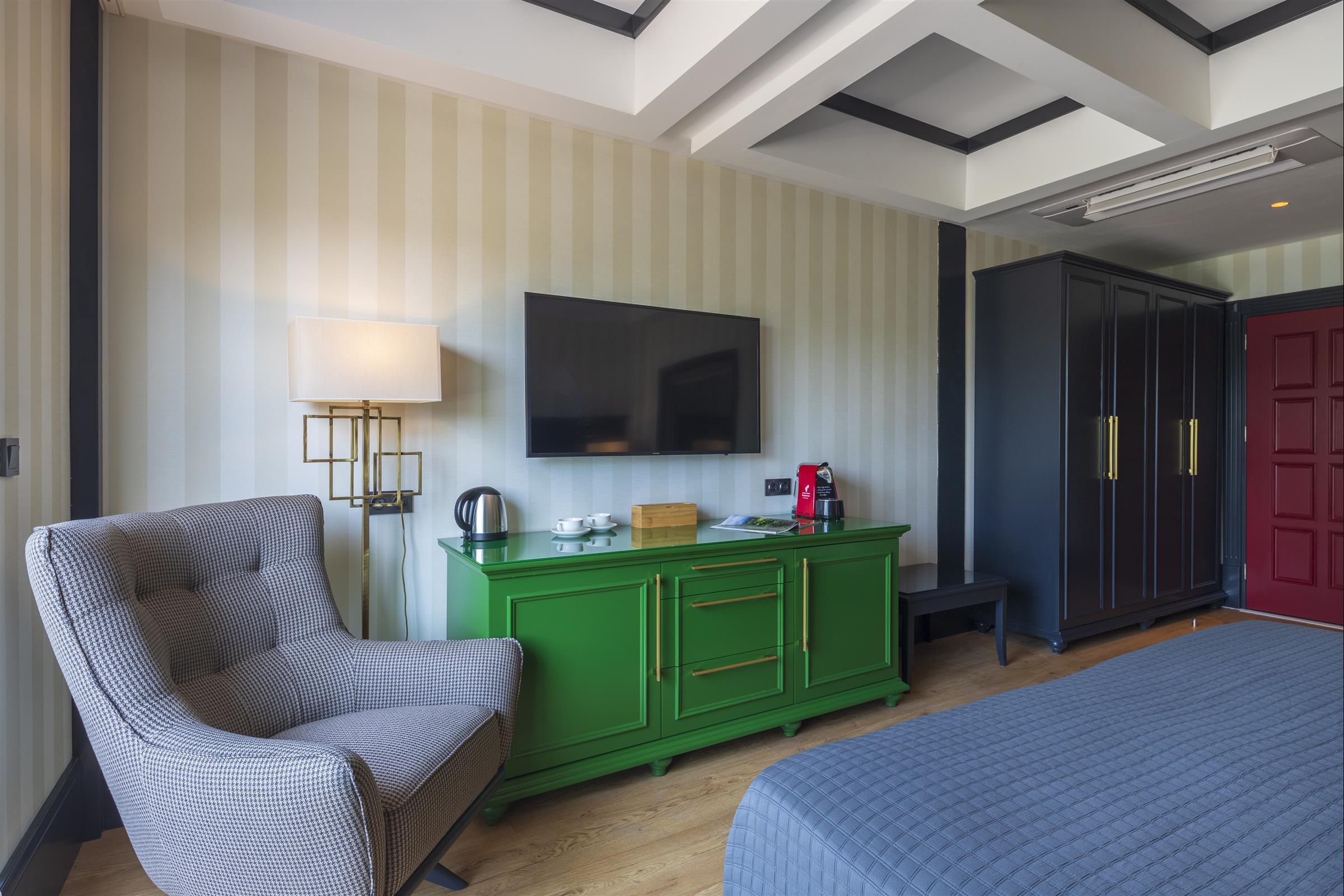 Hotel Marina Bay Goecek Екстериор снимка