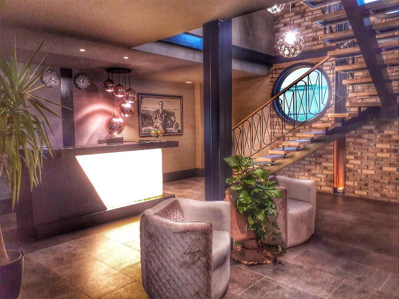 Hotel Marina Bay Goecek Екстериор снимка