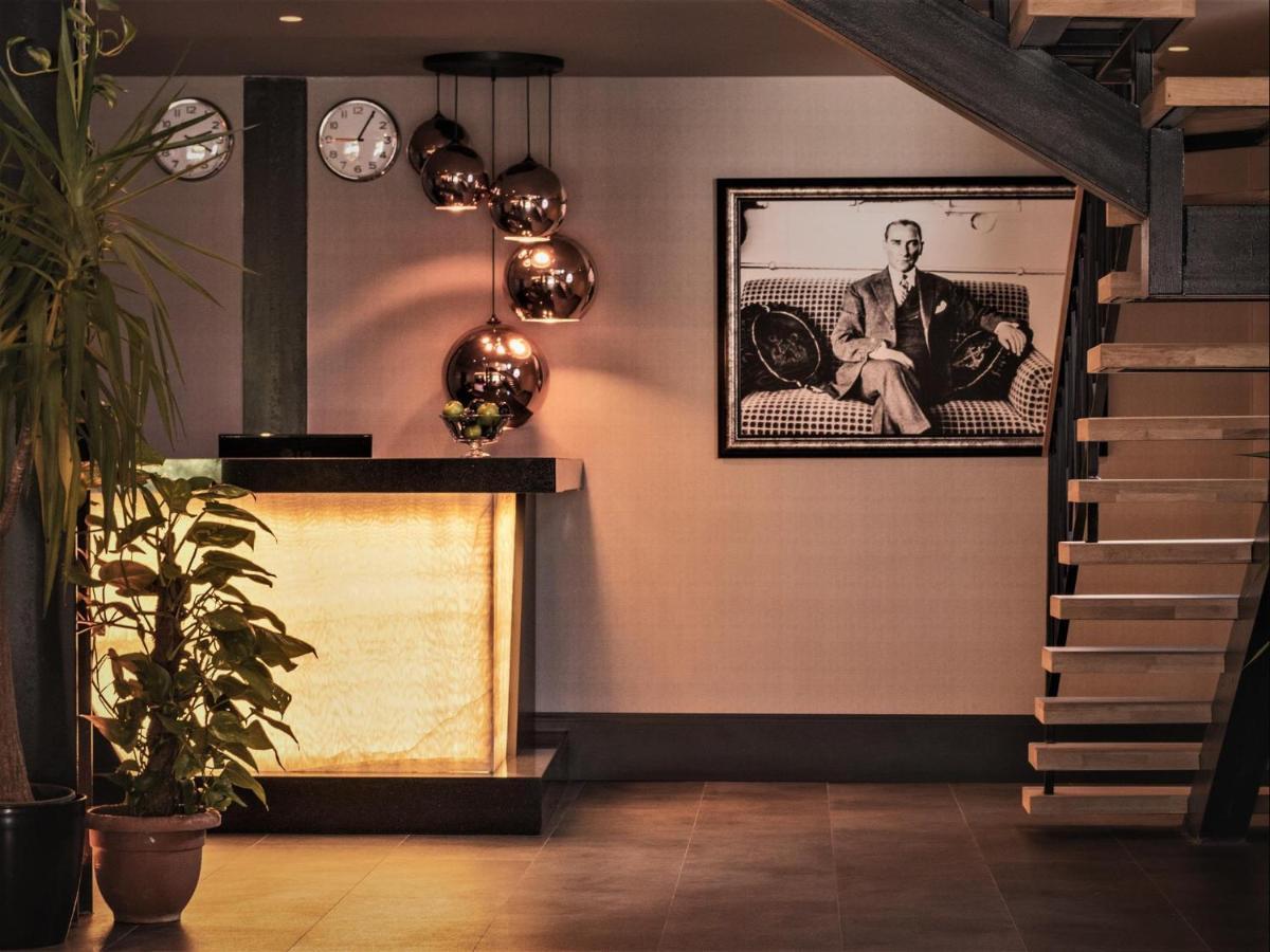 Hotel Marina Bay Goecek Екстериор снимка